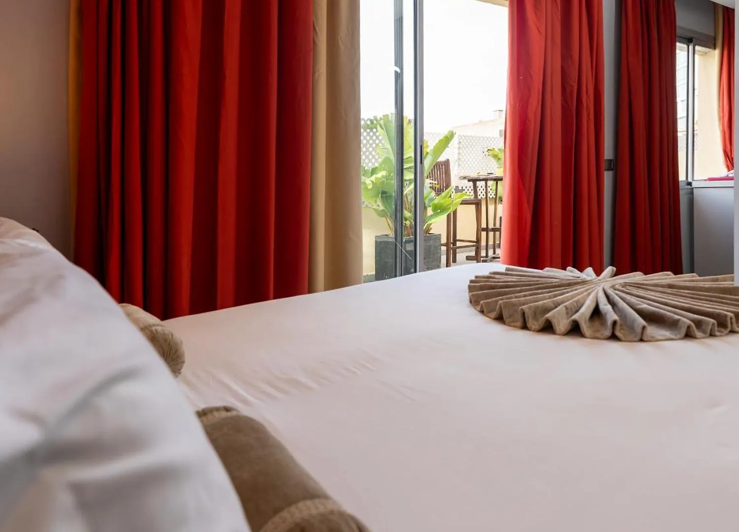 The Fourteen Luxury Boutique Hotel Casa Blanca