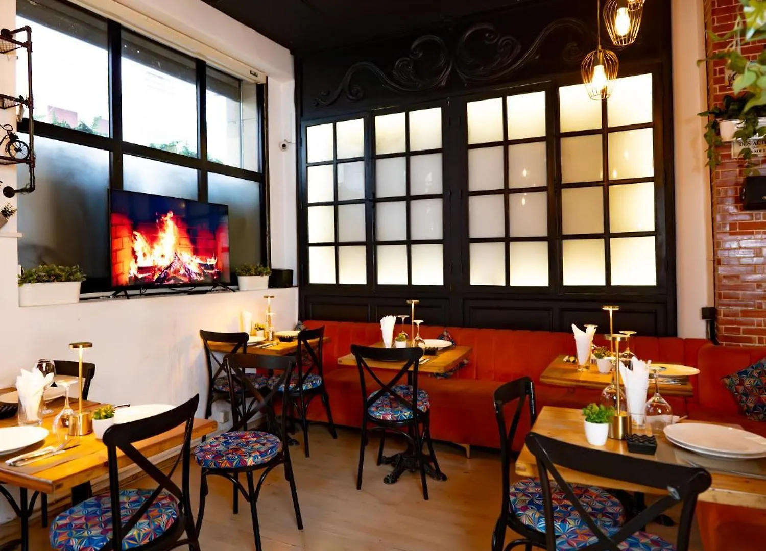 The Fourteen Luxury Boutique Hotel Casa Blanca